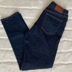 Tommy Jeans  Men's Deep Indigo Slim  Tapared